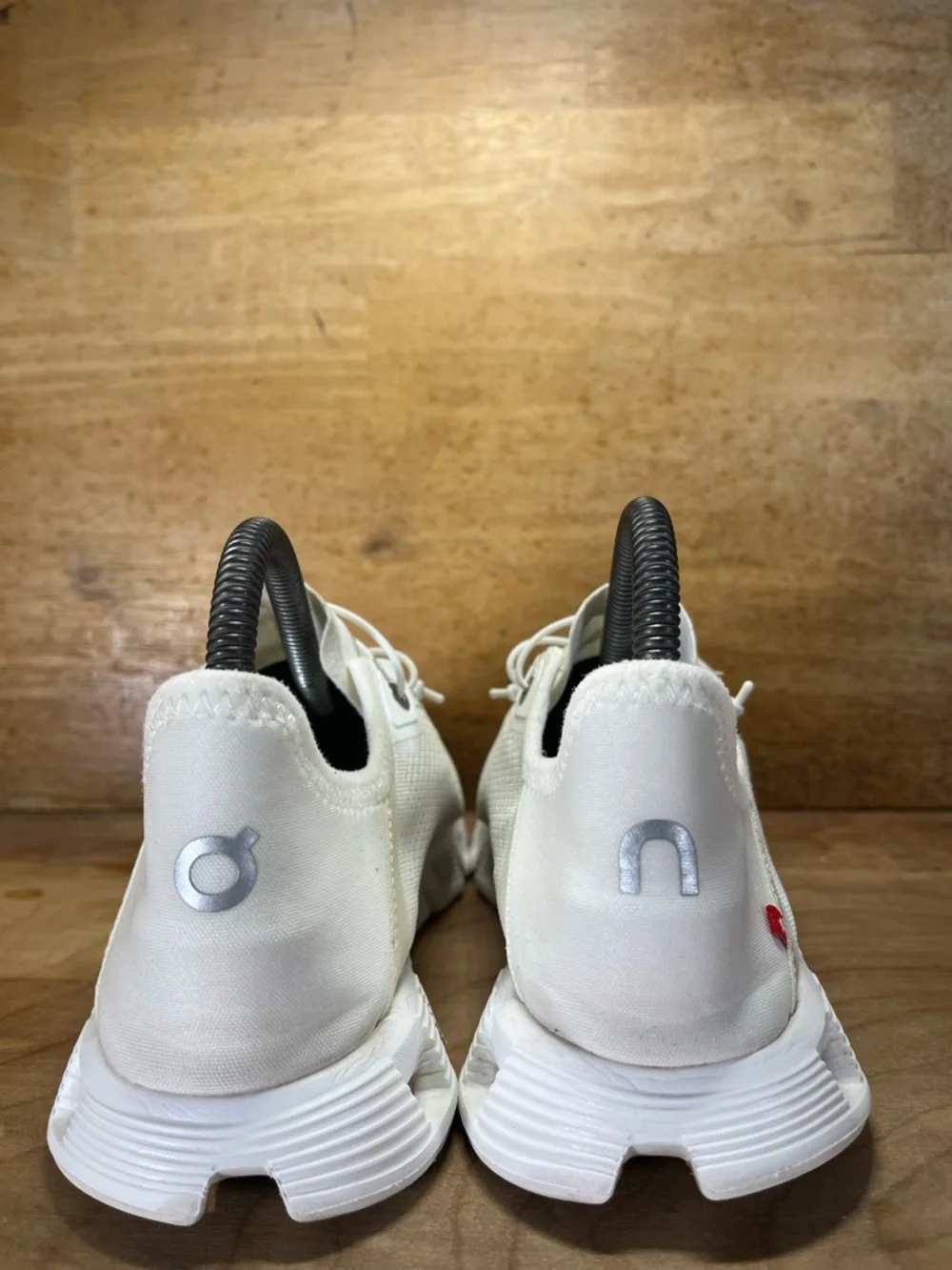 On Cloud 5 Coast LIGHTWEIGHT Womens Size 7 Running Shoes Sneakers Undyed White - Picture 5 of 12